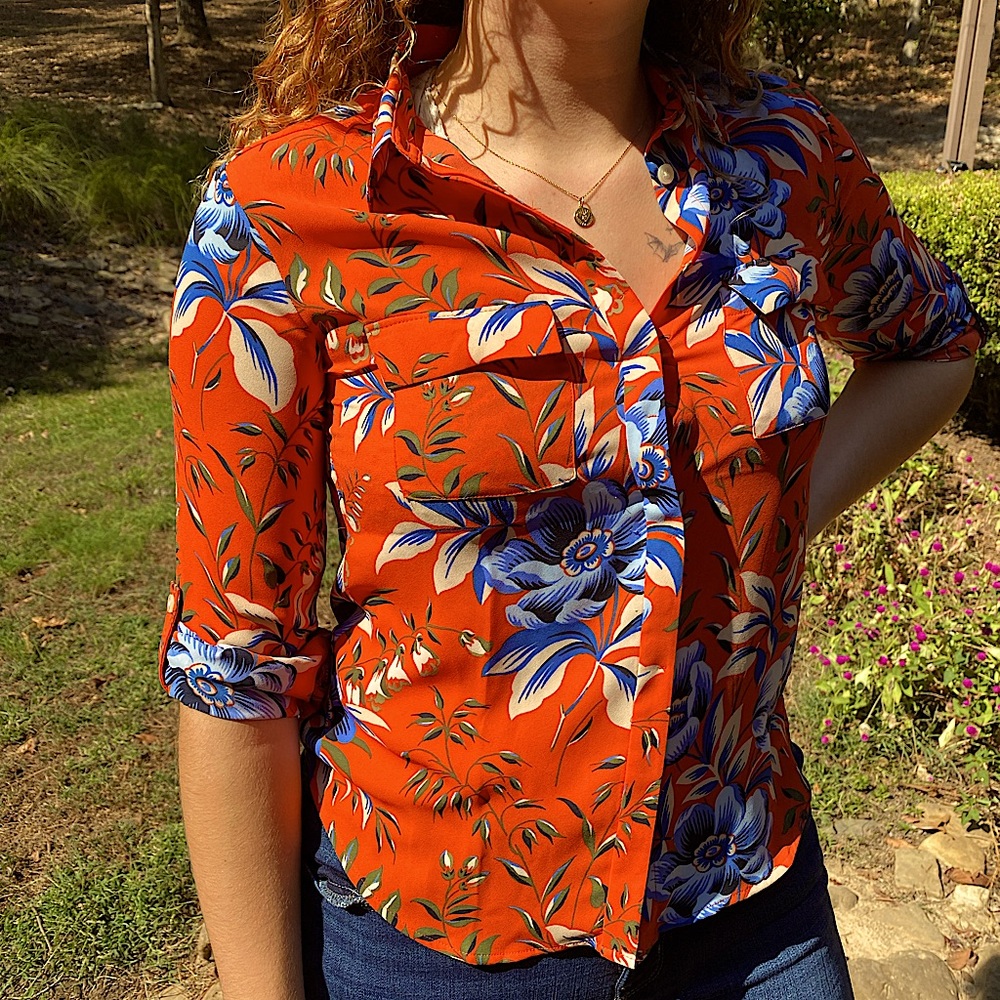 Anne Taylor LOFT floral button-up